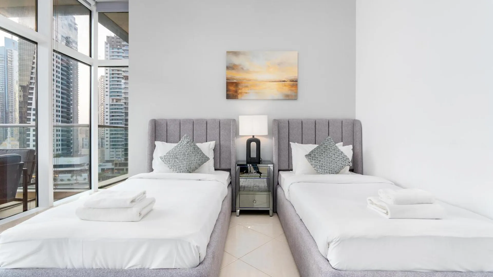 Apartment Vacay Lettings - Full Marina View 3 Bedroom Plus Maid Room Dubai